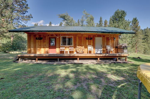 Foto 21 - Cozy Countryside Cabin in Robie Creek Park
