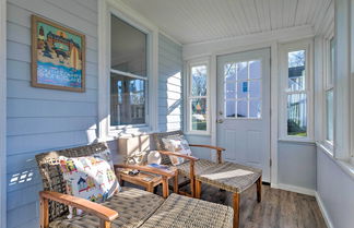 Foto 2 - Cozy Coastal Cottage ~5 Mi to Narragansett Beach