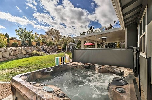 Foto 2 - Reno Home w/ Private Yard + Hot Tub