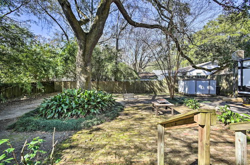 Photo 2 - Adorable Baton Rouge Cottage < 3 Mi to Lsu