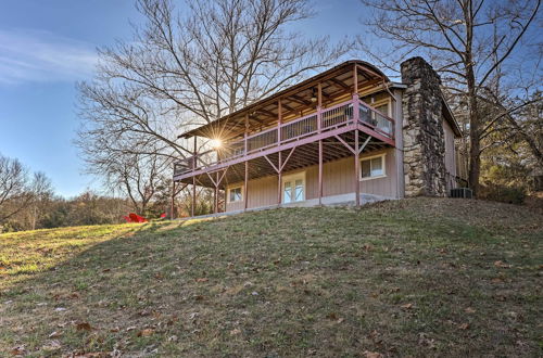 Photo 10 - Holiday Island Home: Hot Tub & Wood Stove