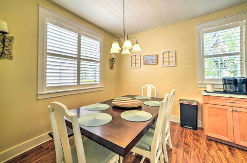 Foto 11 - Port St Joe Cottage w/ Screened Porch + Beach