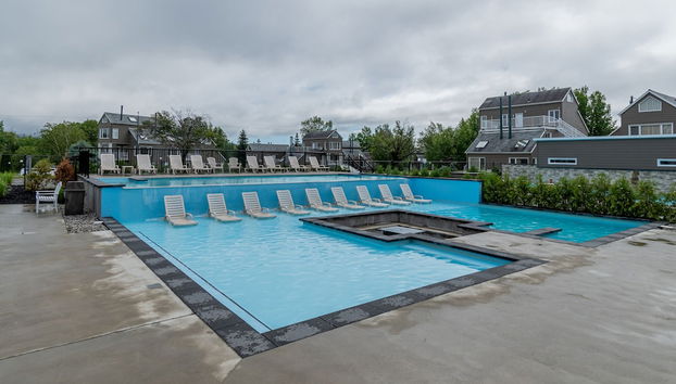 Infinity-Pool