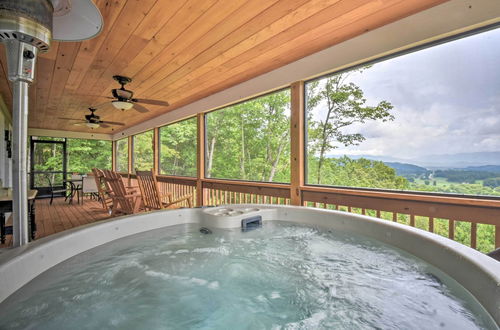 Photo 11 - Sky Blue Overlook - Hot Tub & Screened Porch