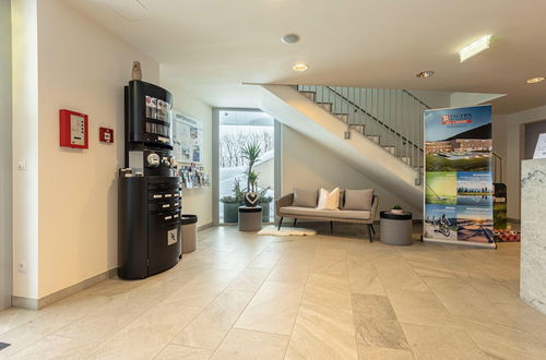 Photo 4 - Idyllic Penthouse in Höggen near Ski Slopes with Sauna