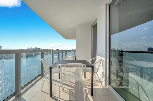 Photo 21 - Stunning 2BR 2BA Bay Harbour with Pool