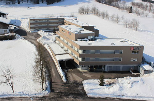 Photo 26 - Modern Apartment With Dishwasher, Near the Ski Slopes