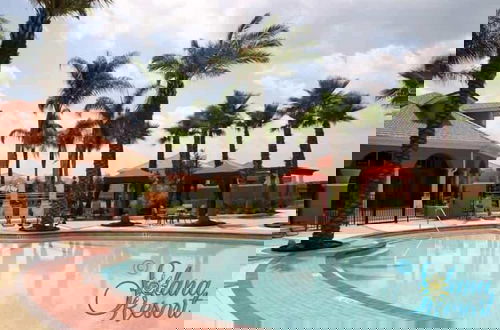 Foto 17 - LUX Villa w/ Private Pool & Resort Amenities