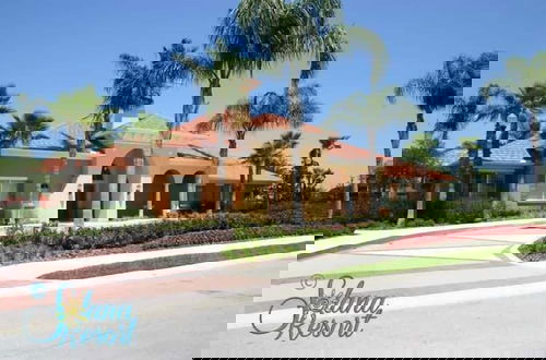 Foto 33 - LUX Villa w/ Private Pool & Resort Amenities