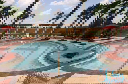 Foto 18 - LUX Villa w/ Private Pool & Resort Amenities