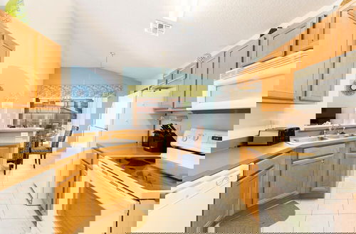 Foto 5 - LUX Villa w/ Private Pool & Resort Amenities
