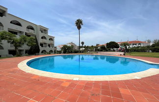 Foto 1 - Albufeira Twins 1 With Pool by Homing