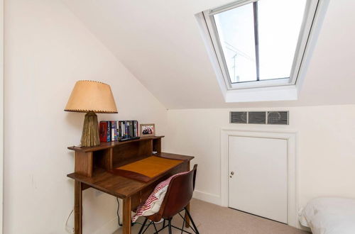 Photo 29 - Colourful 3 Bed Notting Hill With A C