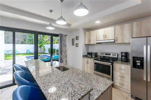 Photo 10 - New 2-story Townhome With Private Pool - 10-min Walk to Beach