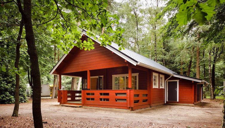 Foto 1 - Wooden Lodge With a Veranda, in Veluwe