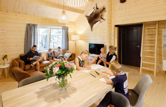 Relaxing Chalet w/ Garden - Foto 15