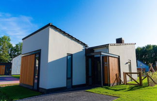 Photo 1 - Villa With med Children's Room in Limburg