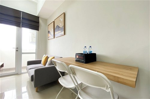 Photo 11 - Nice And Comfort 1Br Vasanta Innopark Apartment