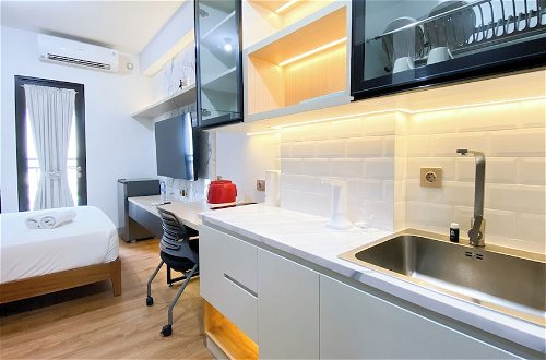 Foto 10 - Best Deal And Simply Look Studio Transpark Cibubur Apartment