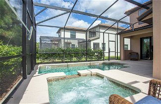 Photo 1 - Luxury 5Bd w Jacuzzi Pool Near Disney 5528