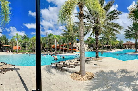 Foto 65 - Luxury 5Bd w Jacuzzi Pool Near Disney 5528