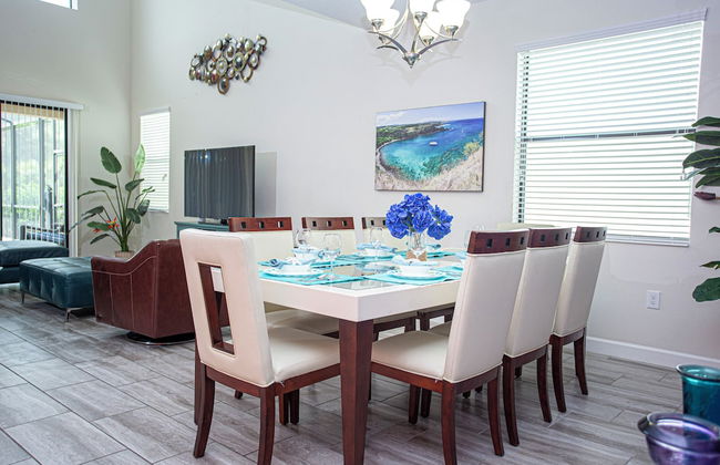 Luxury 5Bd w Jacuzzi Pool Near Disney 5528 - Foto 10