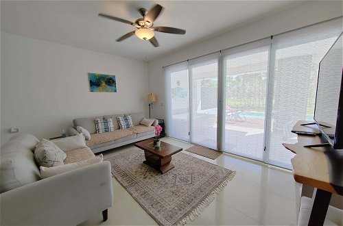 Foto 32 - Stunning Ocean Front By Condo Boutique