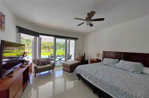 Foto 66 - Stunning Ocean Front By Condo Boutique