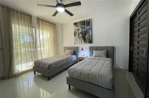 Foto 3 - Stunning Ocean Front By Condo Boutique