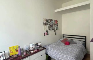 Photo 3 - Spacious & Charming 3BD Flat - Fulham