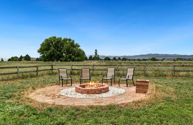 Luxury Home With Spectacular Rocky Mountain Views - Photo 42