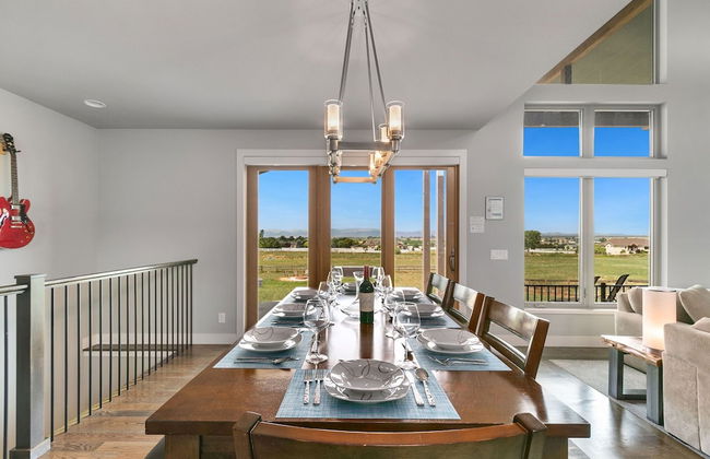 Luxury Home With Spectacular Rocky Mountain Views - Photo 31