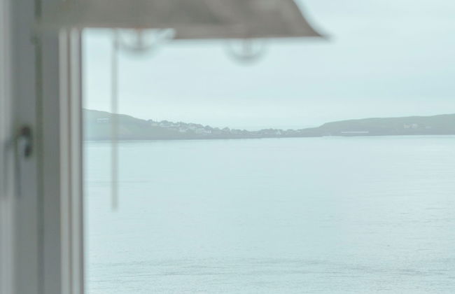 Sea View Apt / Central / Spacious / Free Parking - Photo 1