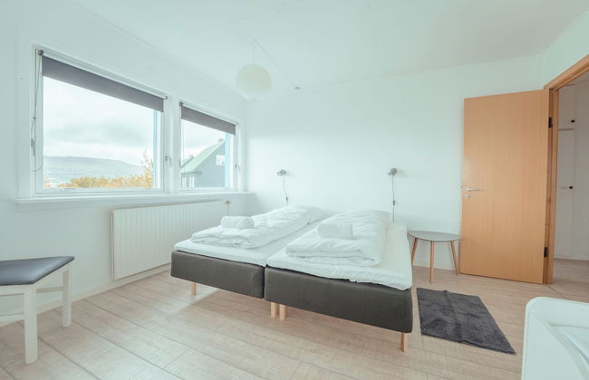 Sea View Apt / Central / Spacious / Free Parking - Photo 4