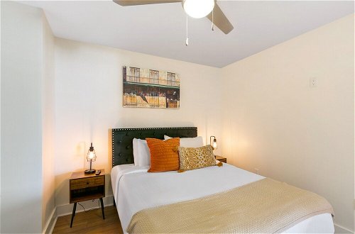 Foto 23 - Fully Furnished 4-Bedroom Condo in NOLA Unit 515