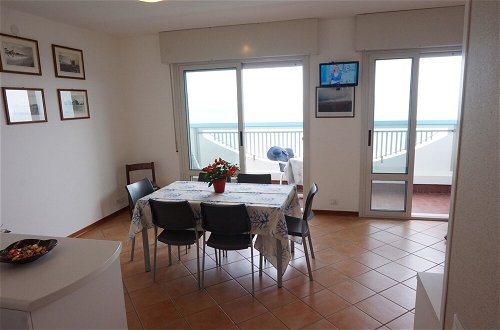 Foto 18 - Fancy 3-room Apartment in Lignano by the Beach by Beahost Rentals