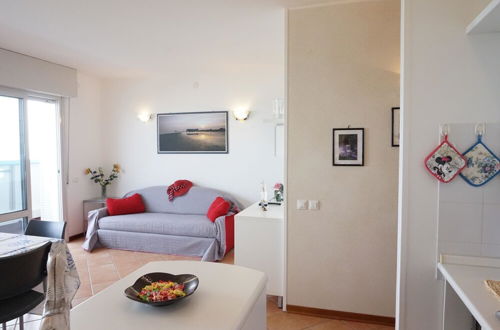 Photo 11 - Fancy 3-room Apartment in Lignano by the Beach by Beahost Rentals