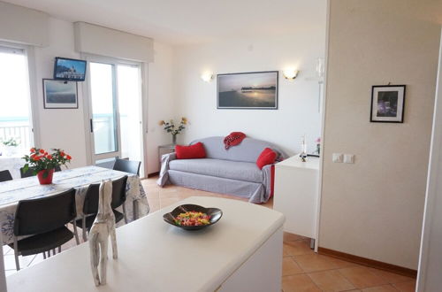 Photo 15 - Fancy 3-room Apartment in Lignano by the Beach by Beahost Rentals