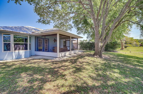 Photo 19 - Vibrant Sebastian Home: Screened Porch + Lake View