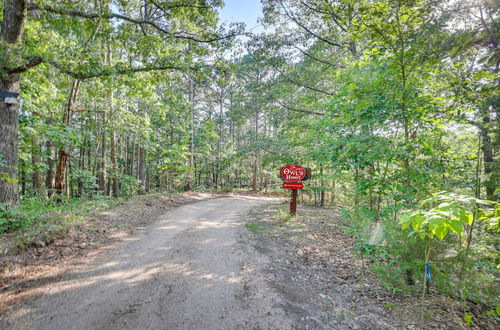 Foto 10 - Pet-friendly Eureka Springs Rental w/ Private Deck