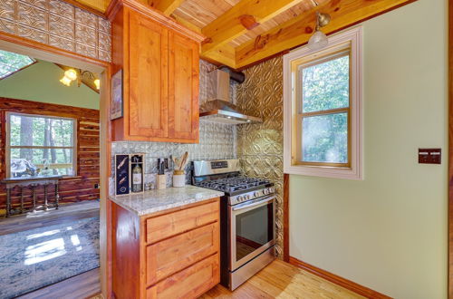 Photo 8 - Pet-friendly Eureka Springs Rental w/ Private Deck