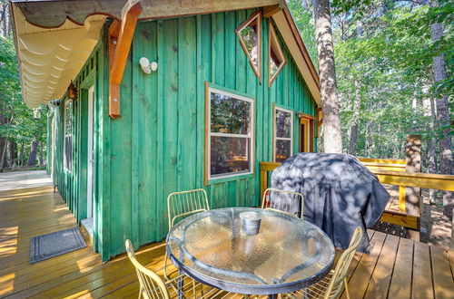 Photo 5 - Pet-friendly Eureka Springs Rental w/ Private Deck