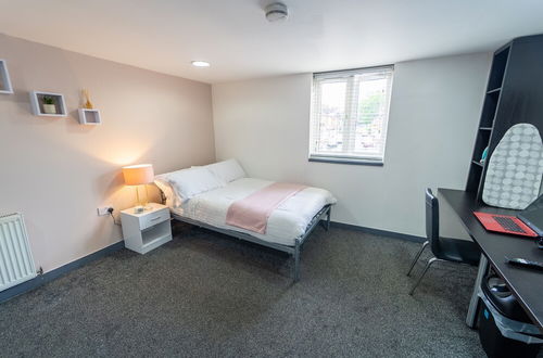 Photo 6 - Lovely 1-bed Studio in Birmingham