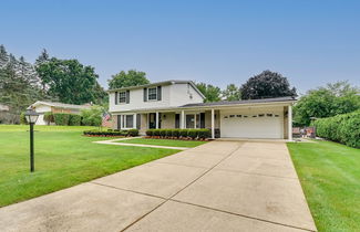 Photo 2 - Luxurious Bloomfield Hills Oasis w/ Pool & Spa