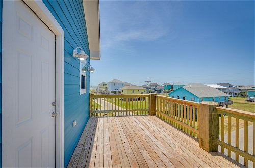Photo 10 - Ocean-view Crystal Beach House < Half-mi to Gulf