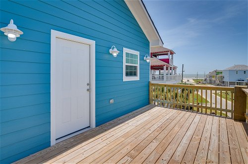 Photo 8 - Ocean-view Crystal Beach House < Half-mi to Gulf