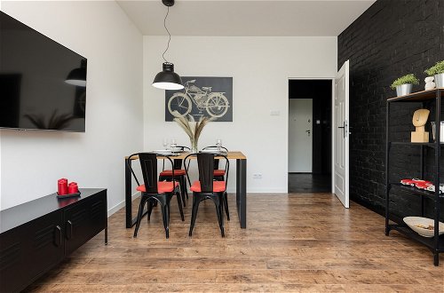 Photo 16 - Trendy Apartment Wola by Renters
