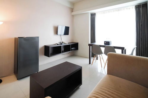 Photo 9 - Cozy Stay 2Br At The Square Surabaya Apartment