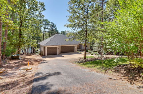 Photo 42 - Luxury Lakefront Retreat w/ Deck & Patio