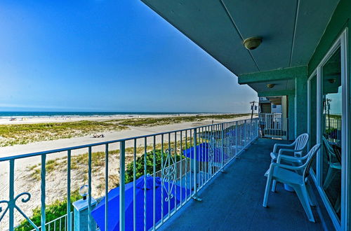 Photo 24 - Wildwood Crest Beachfront Home w/ Shared Pool